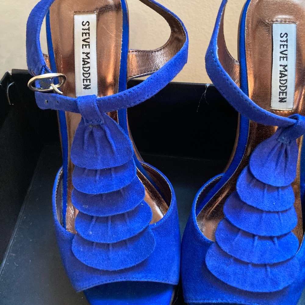 Steve Madden Royal Blue Platform Heels